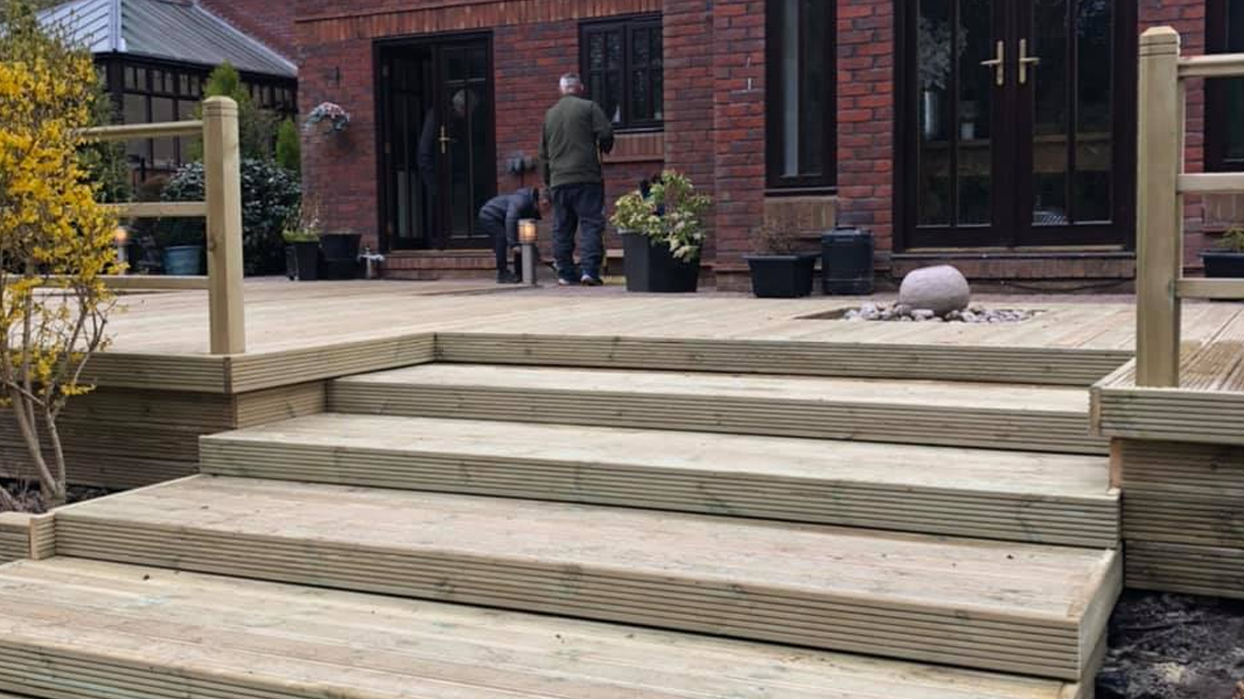 Decking Installation Specialists Newcastle Upon Tyne